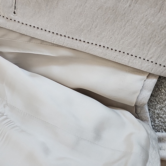 J Michaels Silver Double Breasted Formal Jacket, Cropped Style - Picture 4 of 7